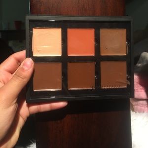 Anastasia cream contour